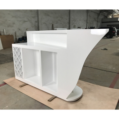 Walnut Wood Boat Bar Counter With Shelves For Night Club Use