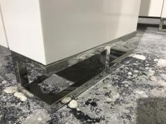 Normal Design U Shape White Office Desk Table with Small Cabinet