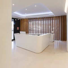 Eye Clinic Reception Desk Chairs U Shape Computer Counter with Doors