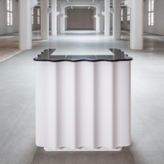 Small Size Corian Stone Offices Gyms Beauty Salon Reception Desk for Various Spaces