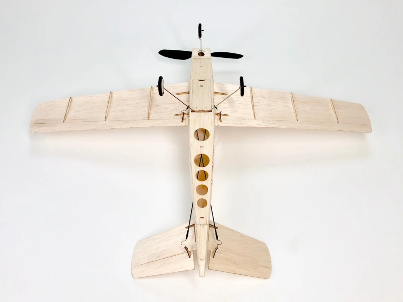 Beech V-35 4CH V-tail Balsa Airplane