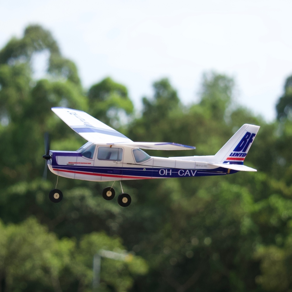 Cessna-152  Skyline Blue 3CH