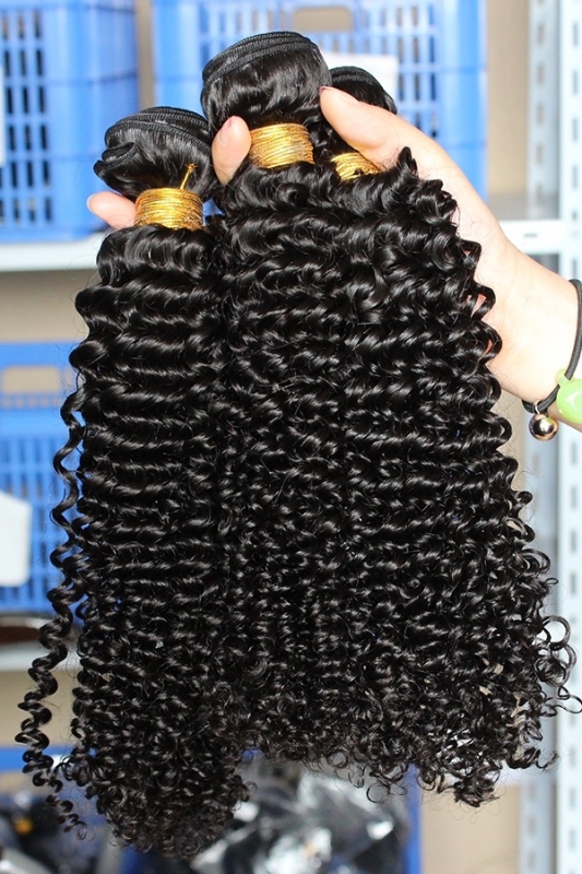 Hair Bundle Deals Kinky Curly Hair Peruvian Human Hair Weave 3 Bundles Natural Color