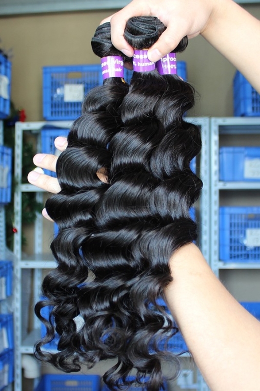 Affordable Natural Color Loose Wave Brazilian Human Hair Weaves 4pcs Bundles