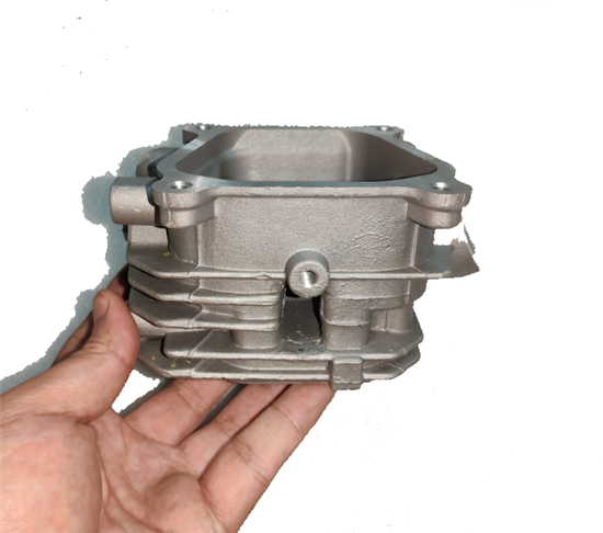 Aluminum Alloy Casted Cylinder Head (Model 2) for Shredder 212cc Gasoline Engine