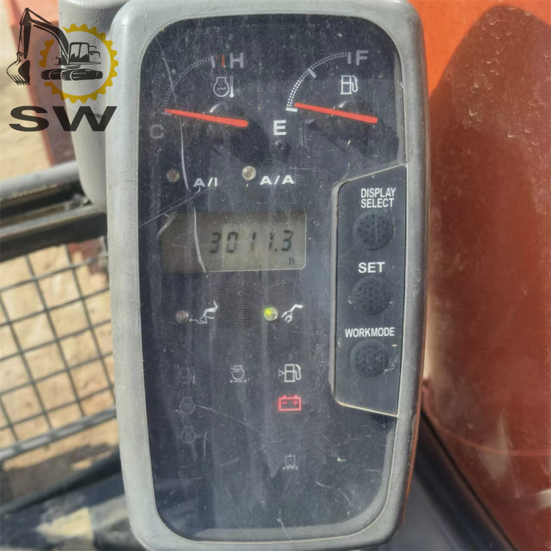Used HITACHI ZX130 Excavator