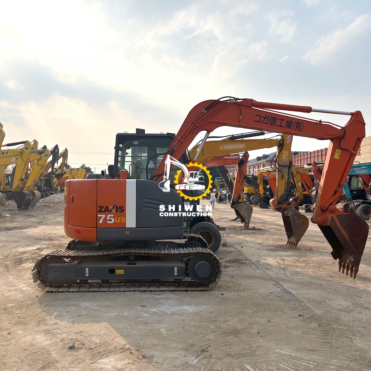 Used HITACHI ZX75US-3 Excavator