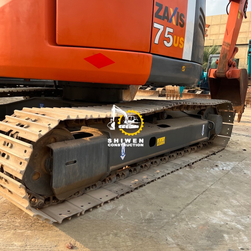 Used HITACHI ZX75US-3 Excavator