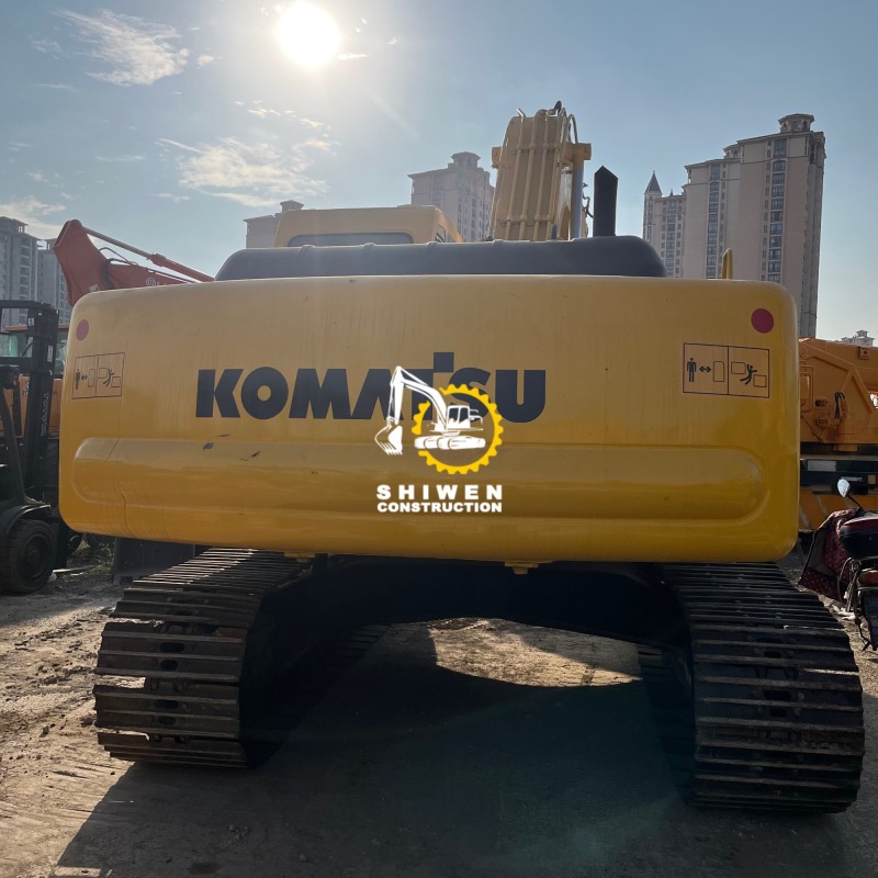 Used KOMATSU PC200-6 Excavator