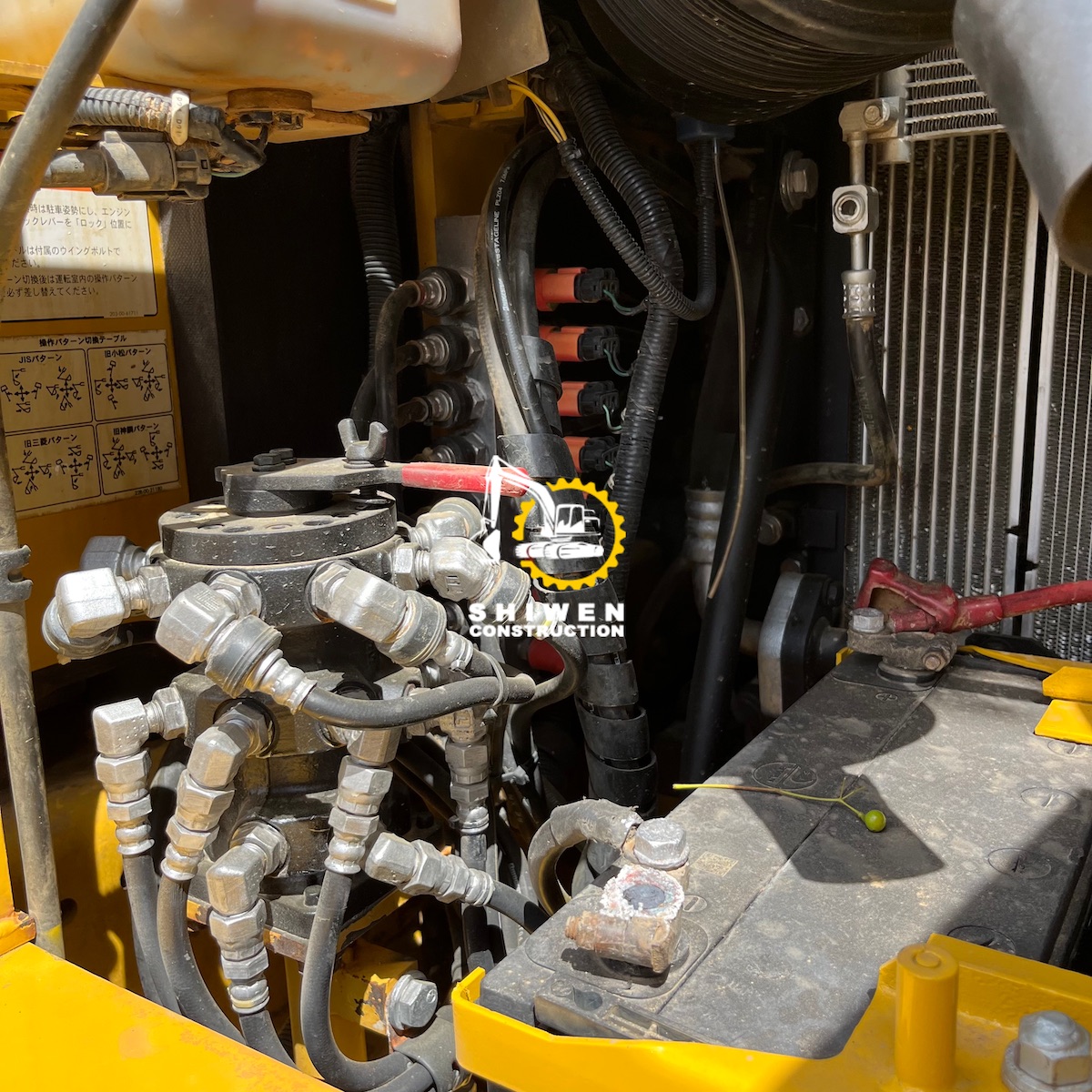 Used KOMATSU PC120-8 Excavator