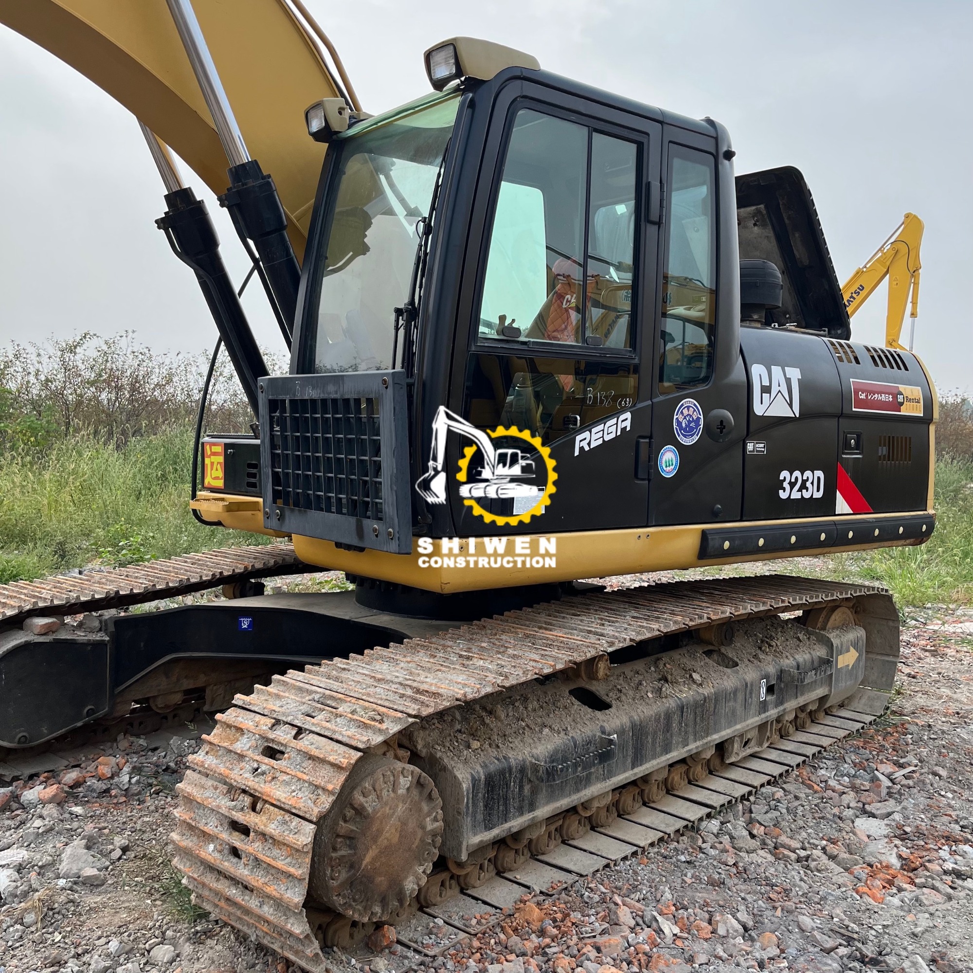 Used CAT 323D Excavator