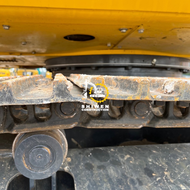 Used KOMATSU PC240LC-8 Excavator