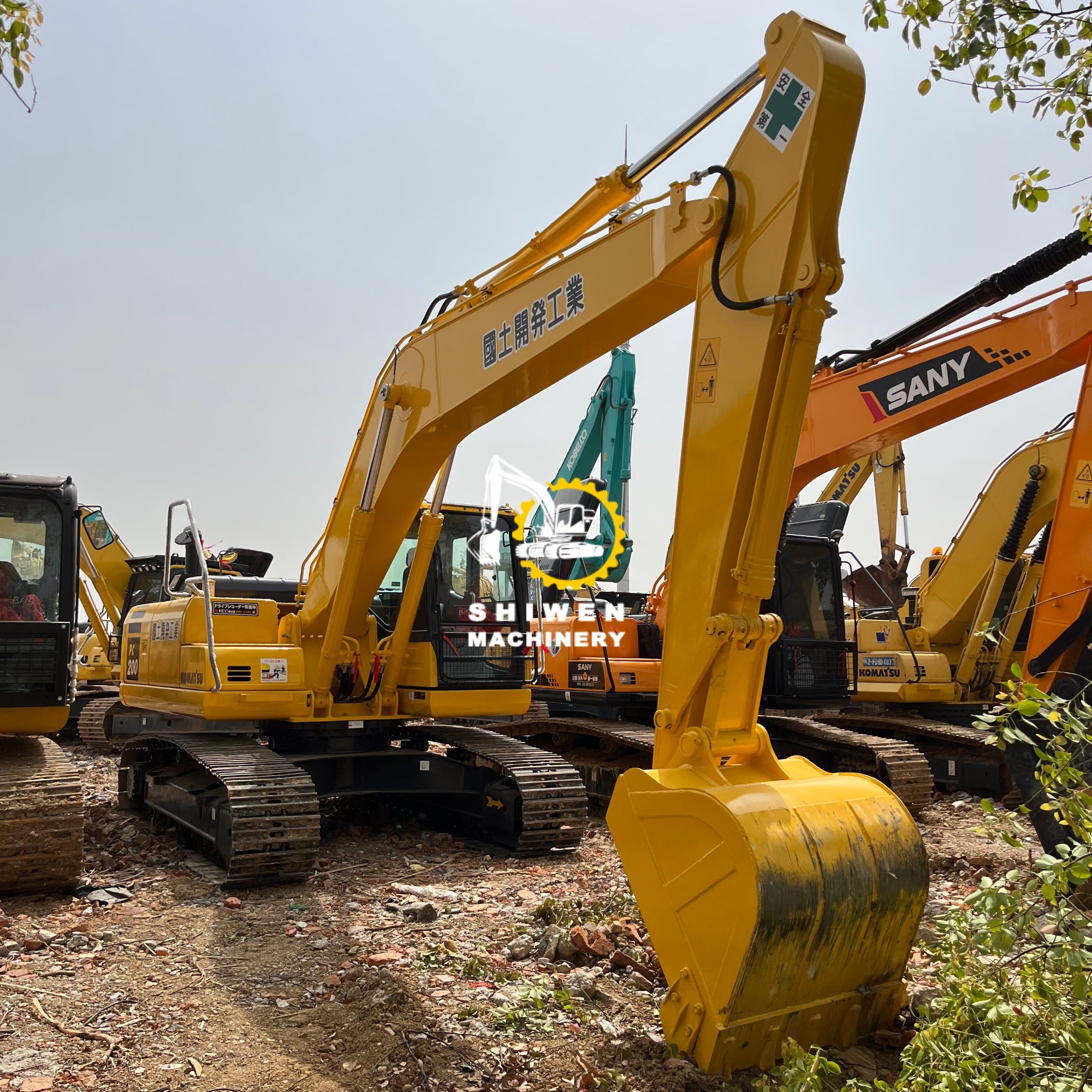 KOMATSU PC200-8 Excavator