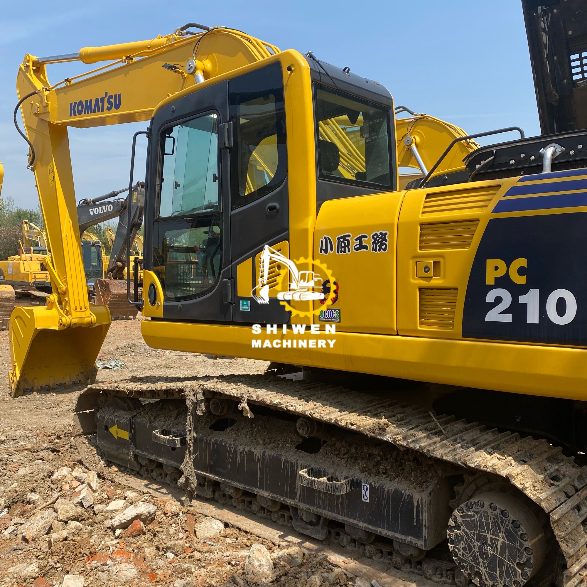 Used KOMATSU PC210-8 Excavator