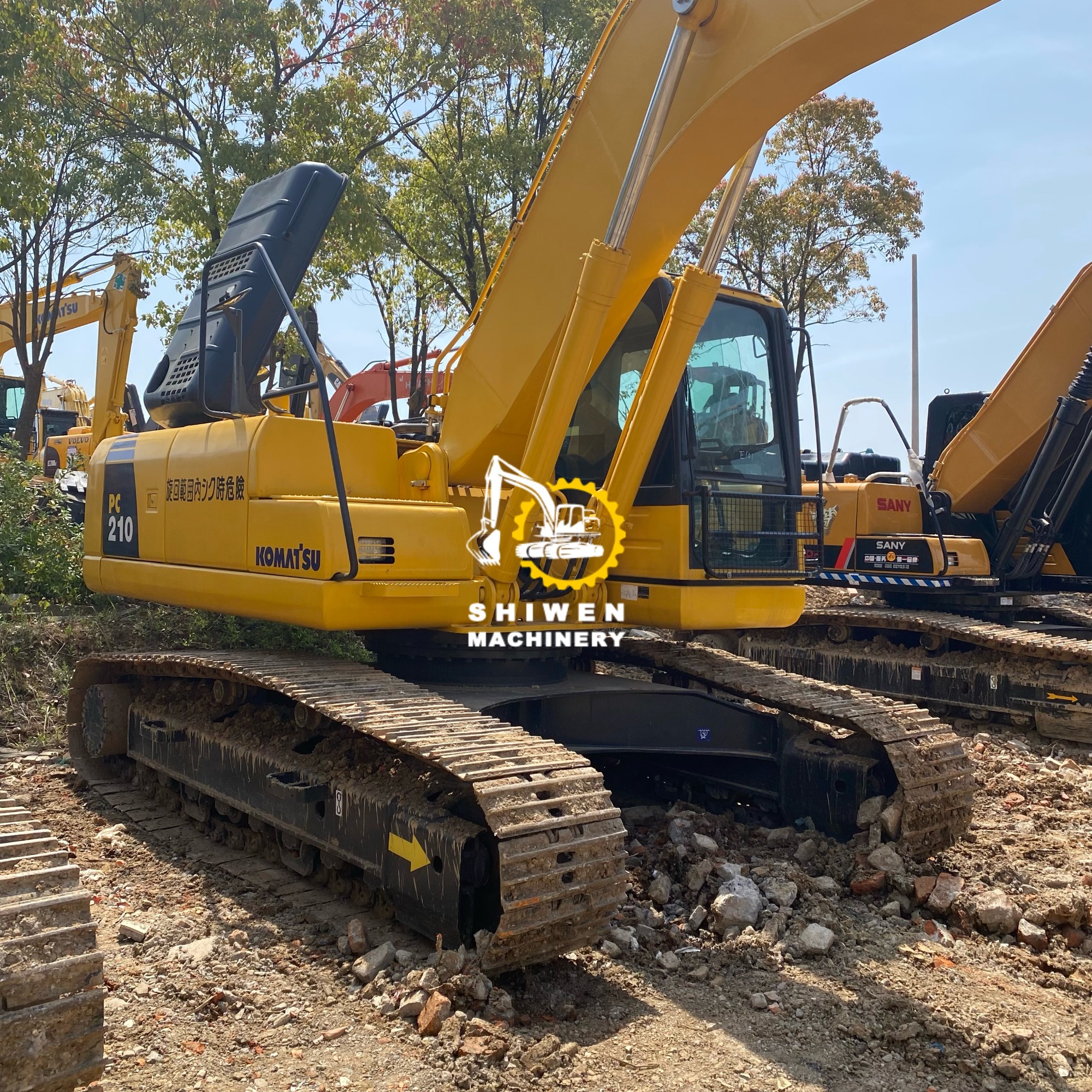 Used KOMATSU PC210-8 Excavator