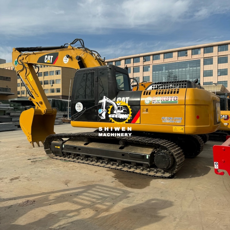 CAT 326 Excavator