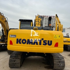 KOMATSU PC220-8 Excavator