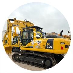 KOMATSU PC220-8 Excavator