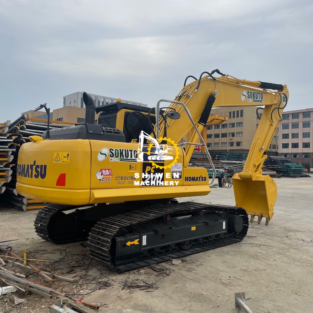 KOMATSU PC200-8 Excavator