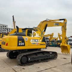KOMATSU PC220-8 Excavator