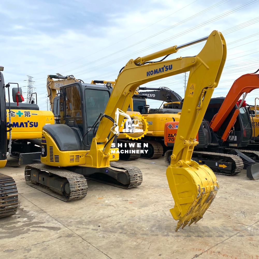 KOMATSU PC55mr Excavator