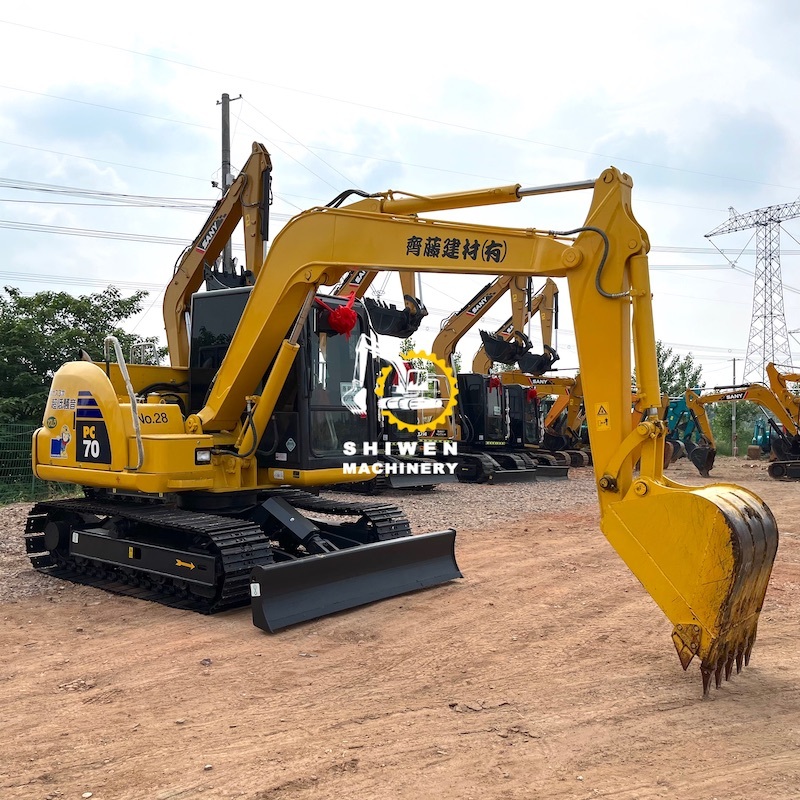 KOMATSU PC70-8 Excavator