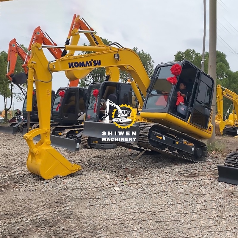 KOMATSU PC70 Excavator