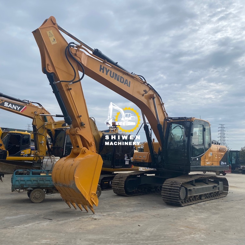 Hyundai 225LC-9 Excavator