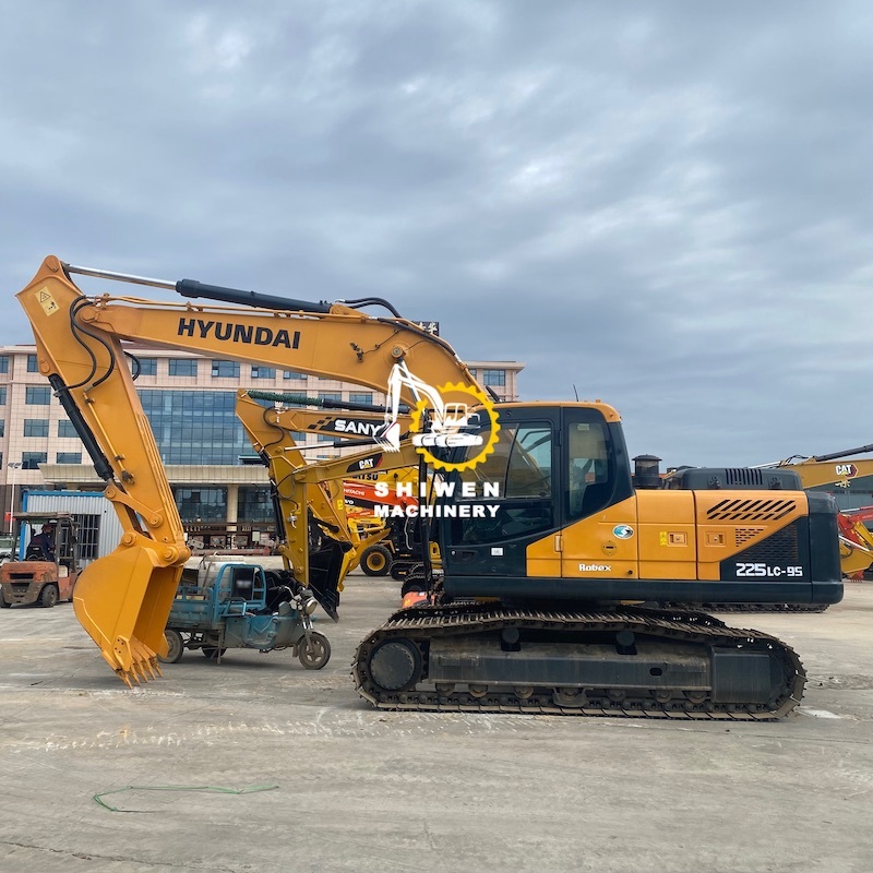 Hyundai 225LC-9 Excavator