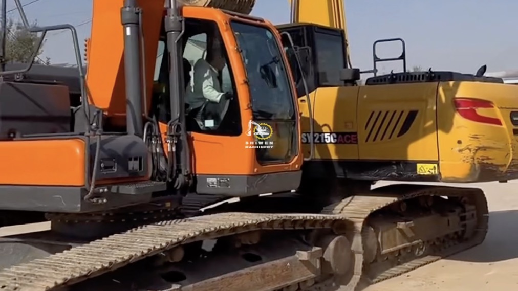 Machine Comparison | Doosan DX225 VS SANY SY215 Excavator
