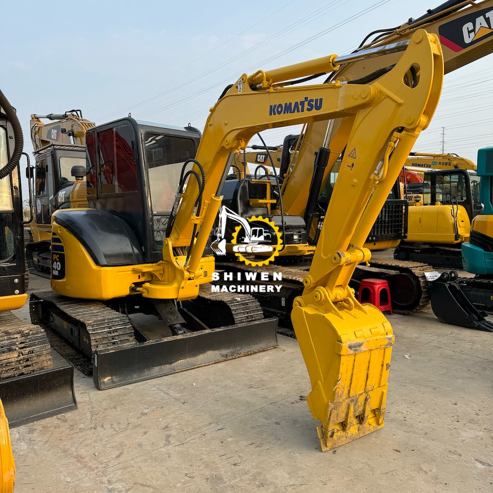 KOMATSU PC40 Excavator