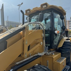 New CAT 432 backhoe loader
