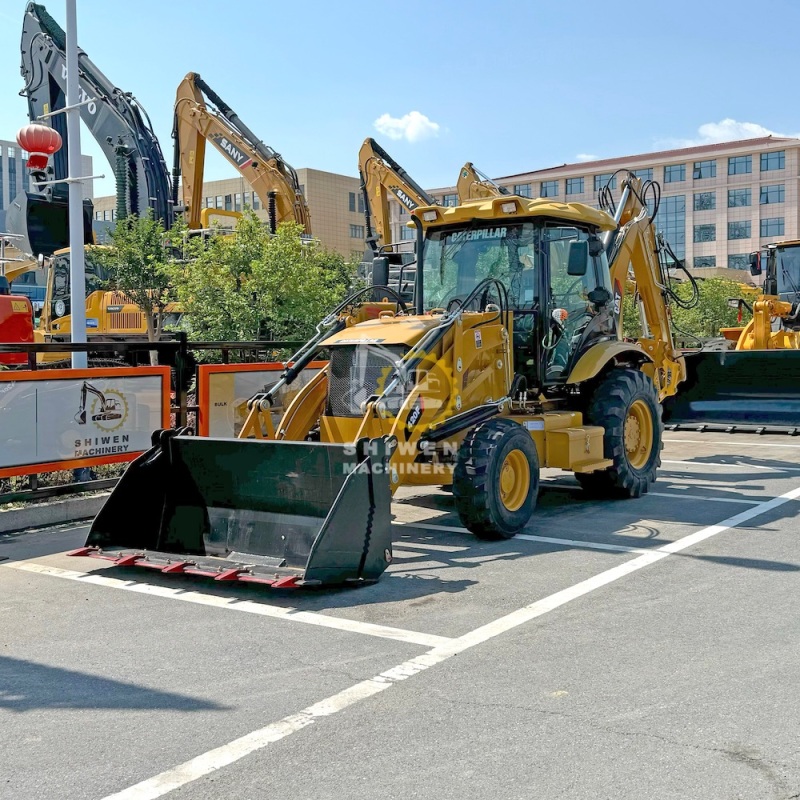 New CAT 420F2 backhoe loader