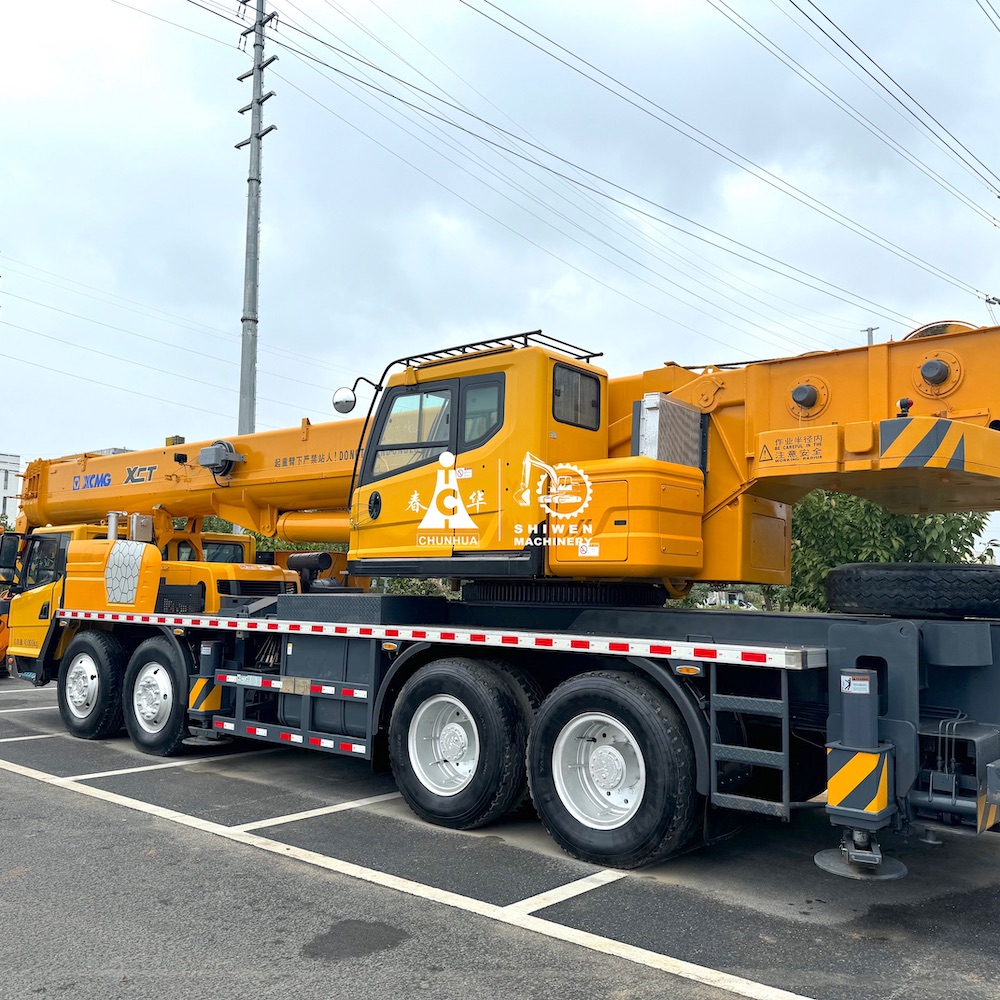 XCMG QY70K Truck Crane