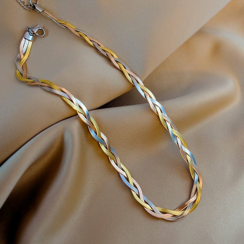 CHICOLINK - Enhance Your Style with Stainless Steel Necklaces