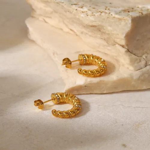 JDET274 18K gold stainless steel C-shaped ribbed earrings with diamonds