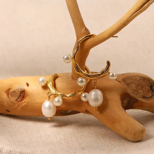 JDET157 Natural Freshwater Pearl Pendant Twisted C Shape Pearl Earrings