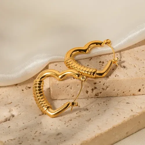 JDET931 Titanium Steel 18K Gold Stainless Steel Love Bread Pattern Earrings Earrings Women Wholesale