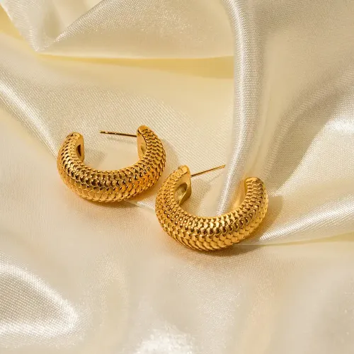 JDET813 18K Real Gold Stainless Steel Thick Cylinder Fish Scale C Shape Jewelry Wholesale