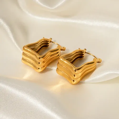 JDET529 18K Gold Plated Stainless Steel Three-dimensional Triangle Stripe Earrings Jewelry Wholesale