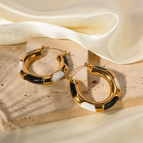 JDET763 Titanium steel gold-plated 18k gold stainless steel drop oil hollow tube black and white handover earrings