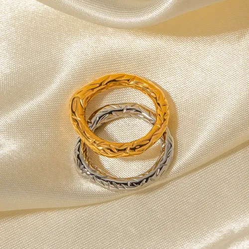 ZTRT141 Wholesale Women's 18K Gold Plated Hammered Plain Band Ring Elegant Hand Jewelry