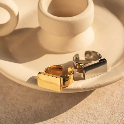 ZTRT143 18K Gold Finished Stainless Steel Rectangular Ring Women's Fashion Jewelry