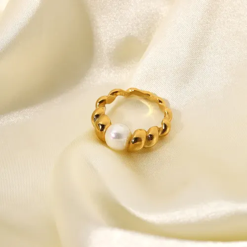 ZTRT136 Elegant 18K Gold Plated Twist Ring Stainless Steel Wholesale Women's Band