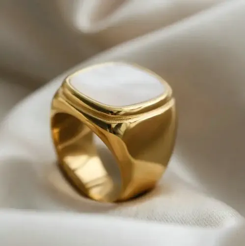 ZTRT137 Chic Geometric Shell Ring 18K Gold Accent Stainless Steel Popular Band