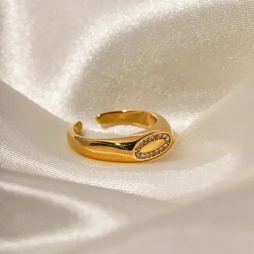 ZTRT331 Square Zircon Diamond Ring for Women Vertical Pattern Thick Ribbed Band