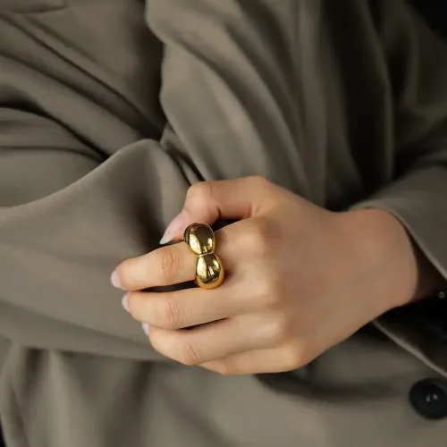 ZTRT159 Wholesale 18K Gold Plated Hollow Flower Ring Stainless Steel Jewelry