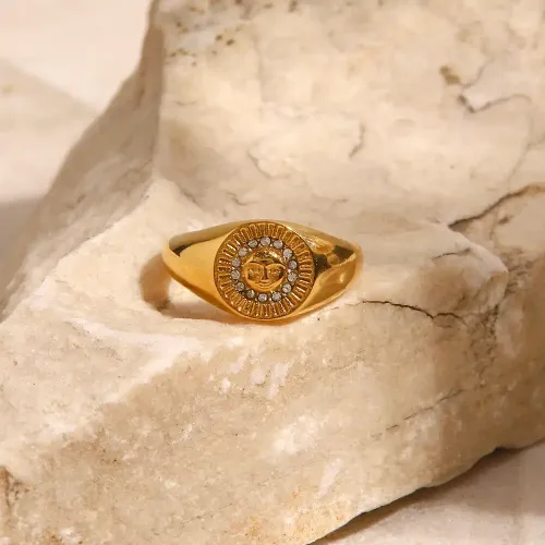 ZTRT289 Elegant Gold Diamond Round Ring for Women Index Finger Statement Piece