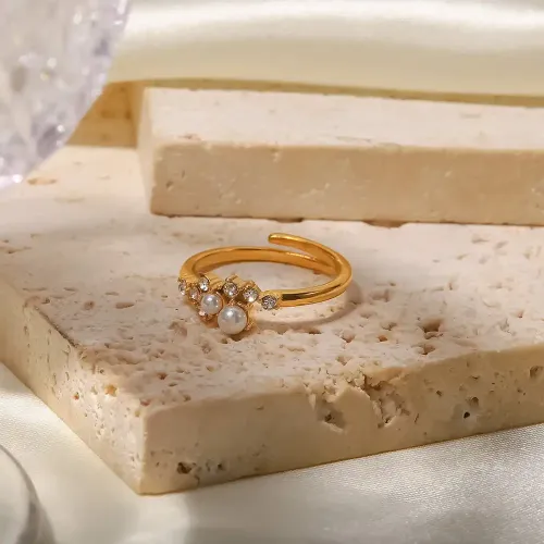 ZTRT298 Luxurious 18K Gold Plated Adjustable Women's Ring with Inlaid White Diamond