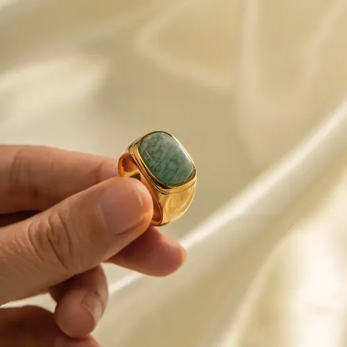 ZTRT254 Natural Green Agate Stone Ring in 18K Gold Plated Stainless Steel
